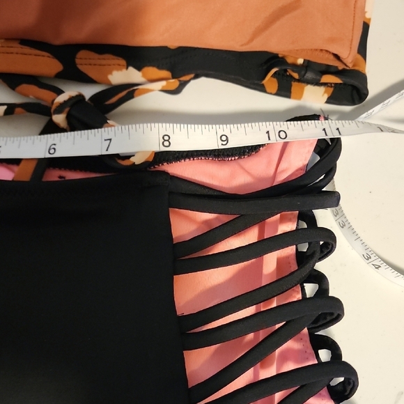 Bikini Bundle In Small/Med - Picture 5 of 6